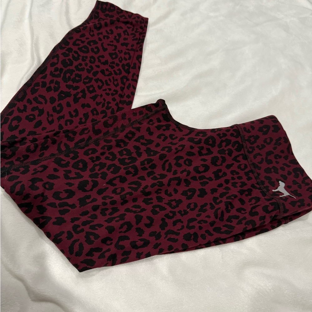 PINK VINTAGE Y2K Burgundy Yoga Leopard Print Leggings